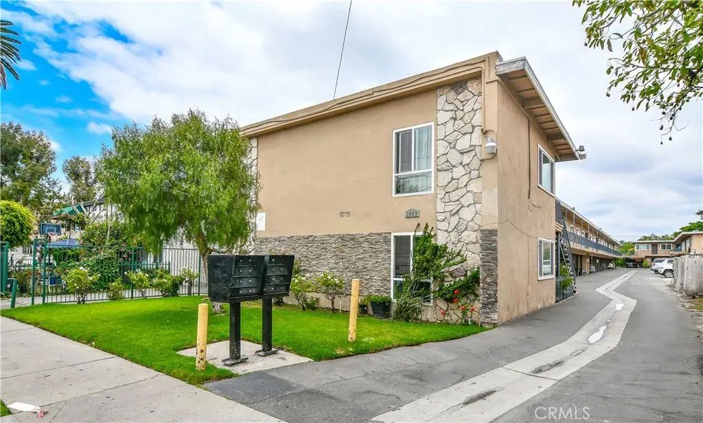 1003 W Bishop, Santa Ana