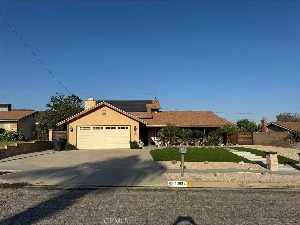 5365 N Stoddard, San Bernardino