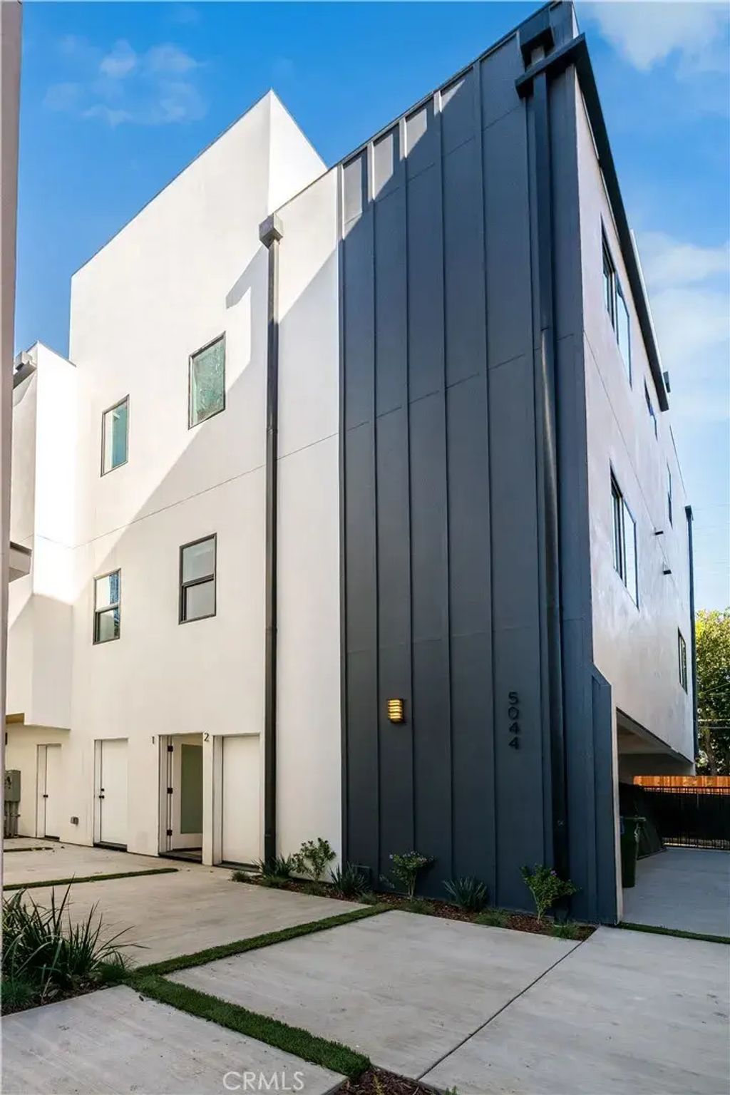 5044 Laurel Canyon Boulevard, Los Angeles
