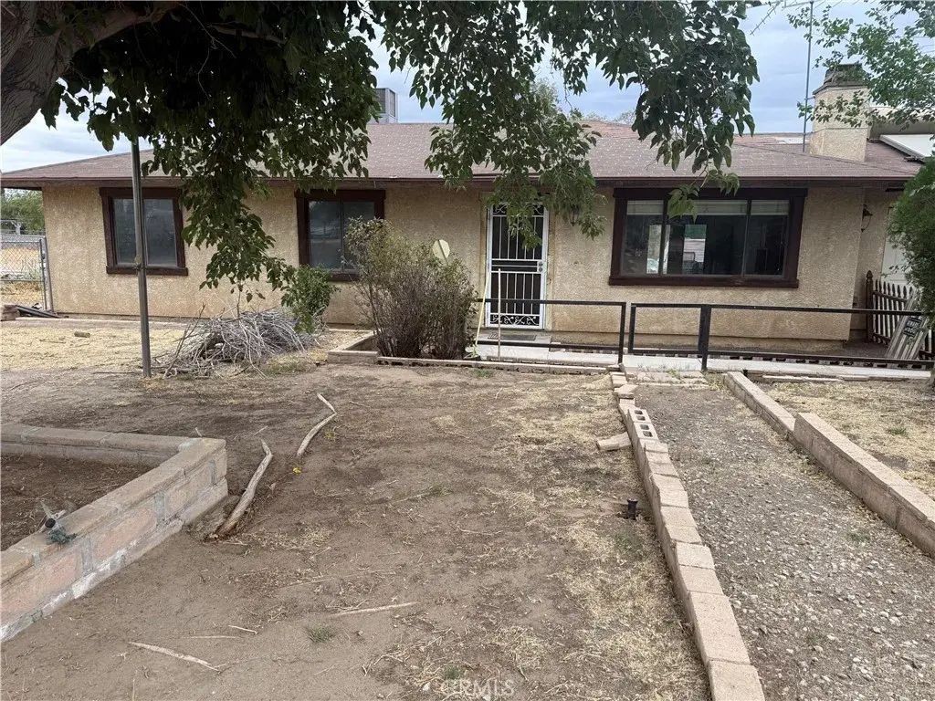 12431 Magnolia, Victorville