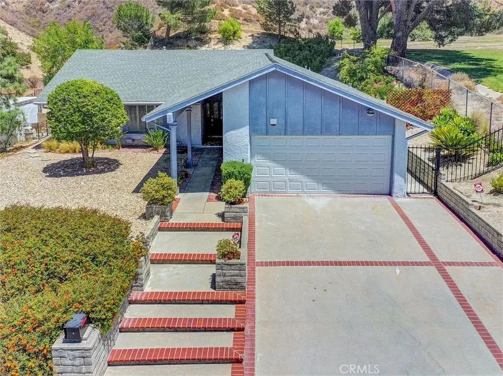 11538 Viking, Porter Ranch