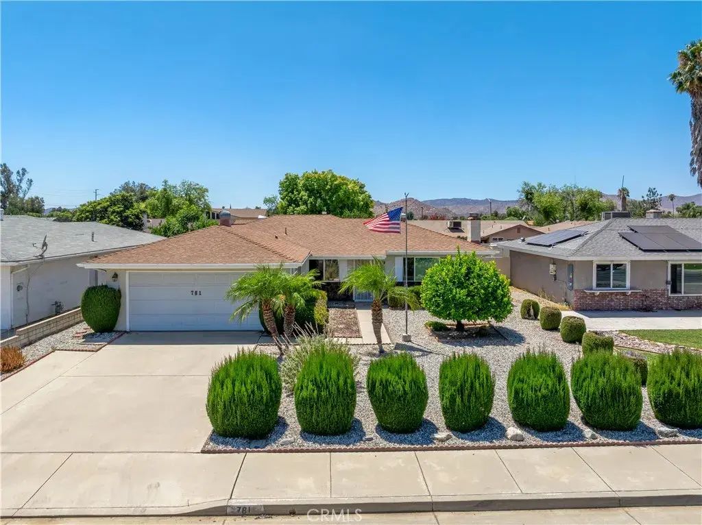 781 Somerset Court, Hemet