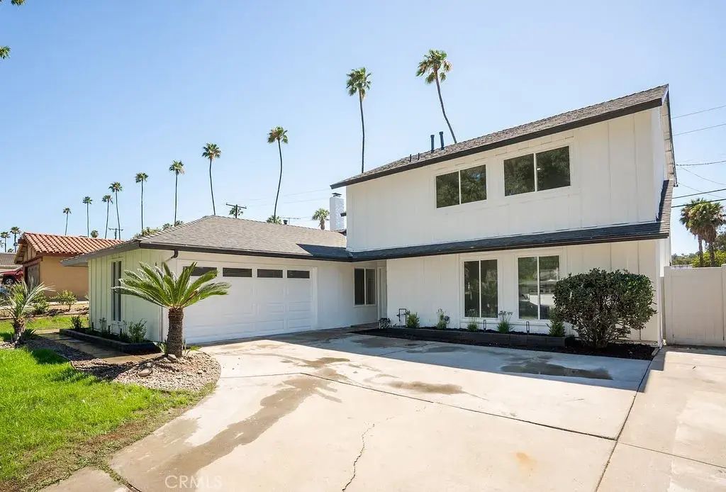 6163 Academy, Riverside