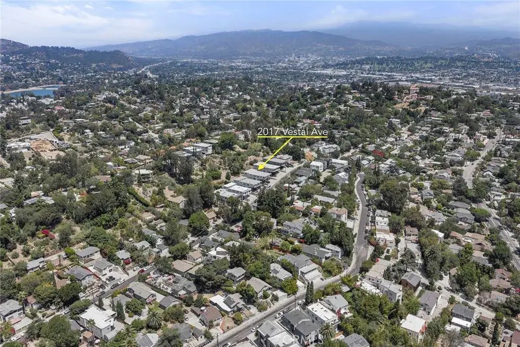 2017 Vestal Avenue, Los Angeles