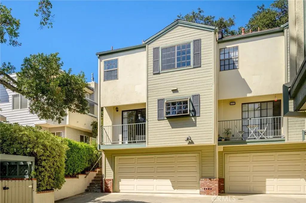 2747 Hermosa Avenue 6, Montrose