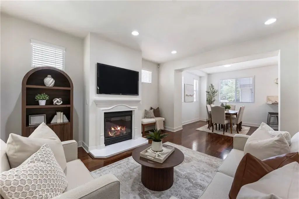6300 Honolulu 207, La Crescenta