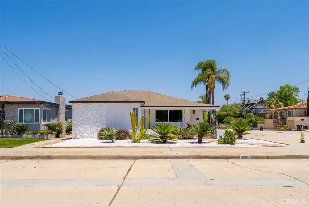 3505 Ibis Street, MISSION HILLS