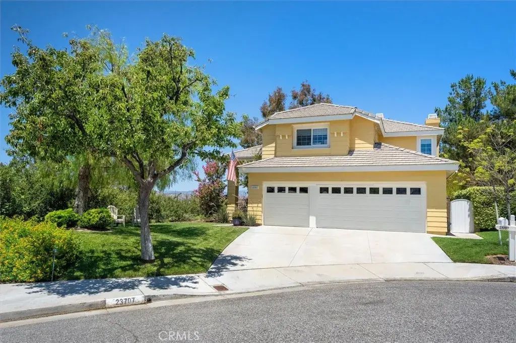 23707 Bluestone, Valencia