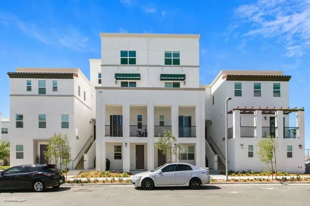 2015 Mindoro Lane 2, Chula Vista