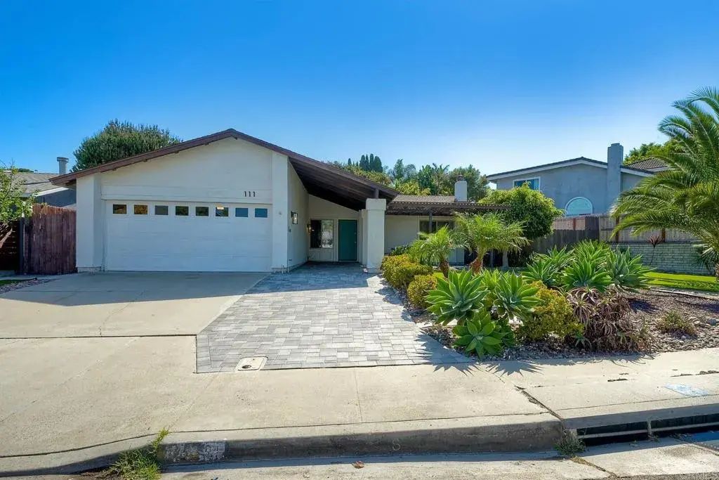 111 Village Run West, Encinitas