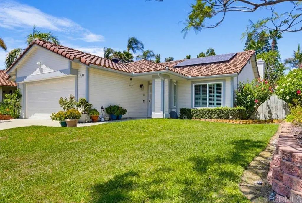 1692 Avenida Oceano, Oceanside