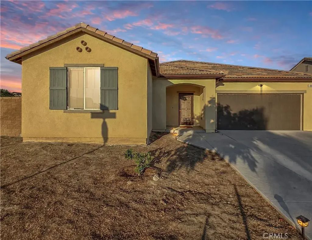 996 Forster Court, Hemet