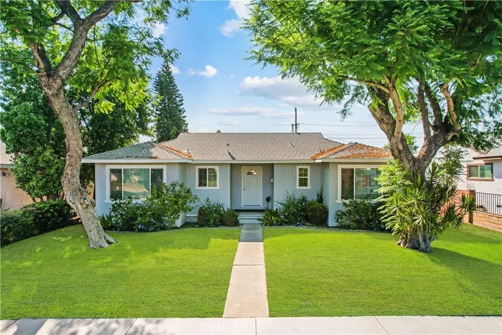 7819 Whitsett, North Hollywood