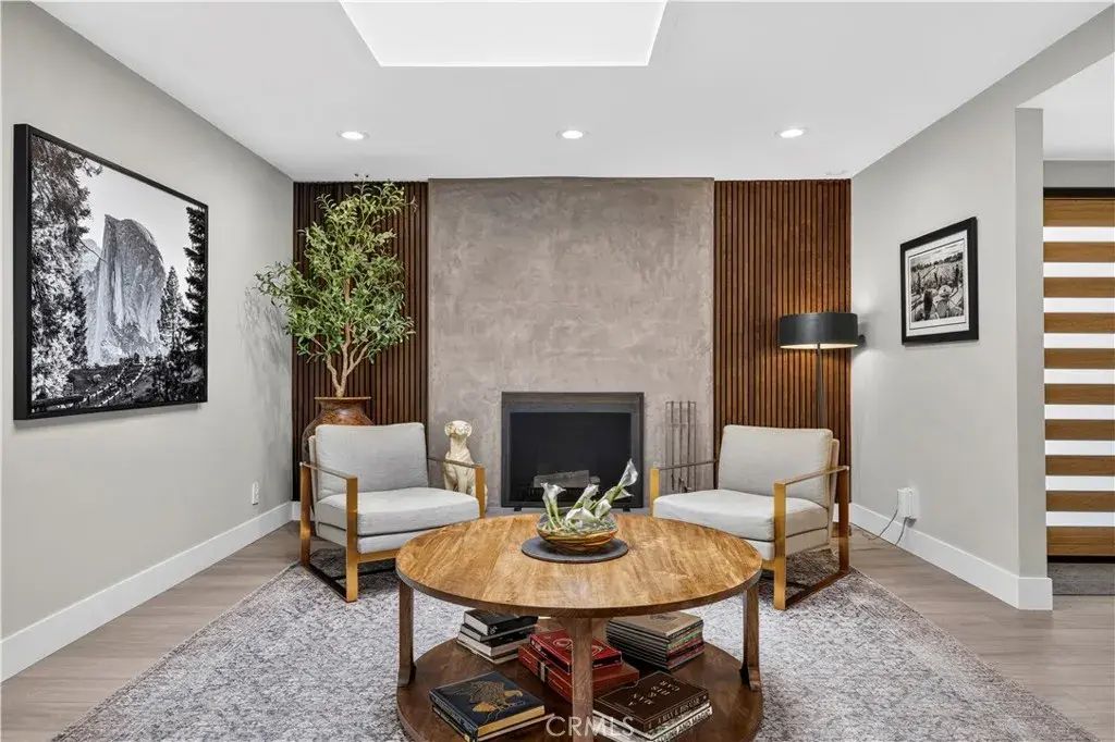 1632 Melvin Way, Tustin