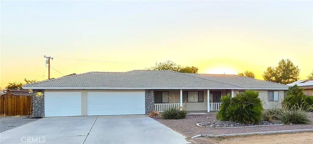 13930 Crow, Apple Valley