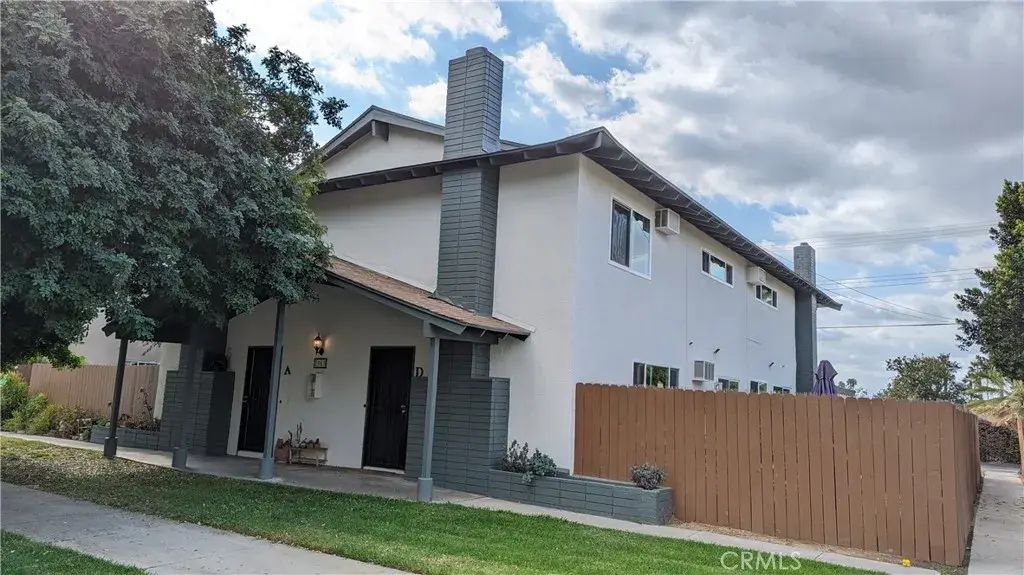 2963 Elgin Drive C, Riverside