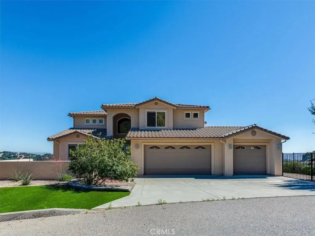 14215 Mary Austin Lane, Atascadero