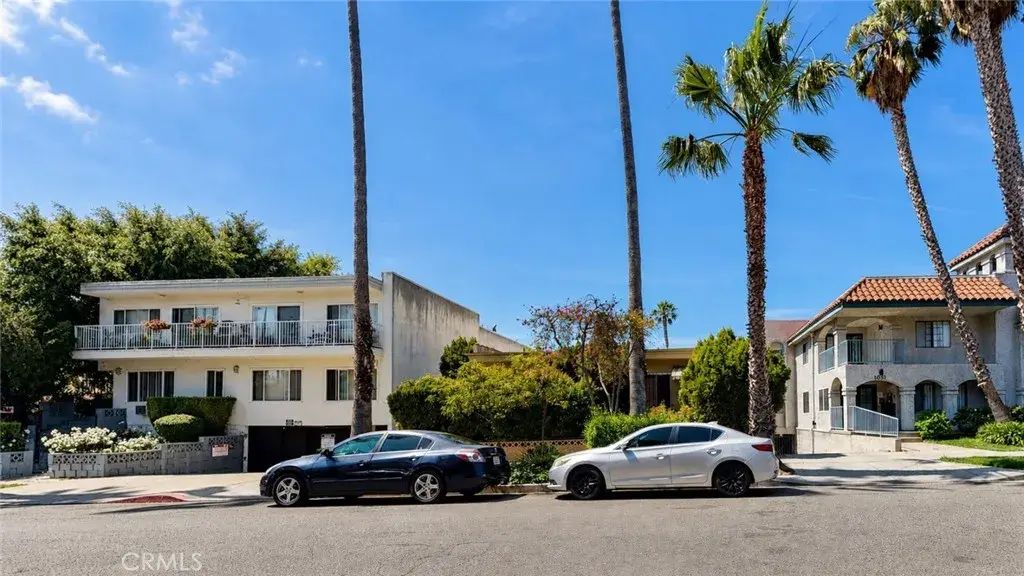 1029 N Orange Grove, West Hollywood