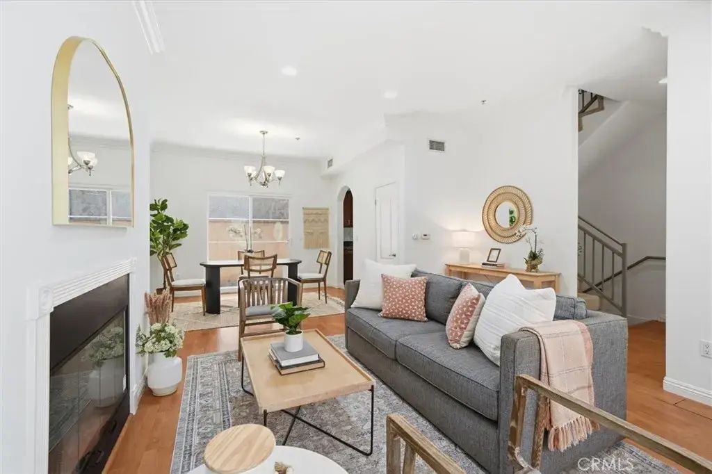 5719 Camellia 105, North Hollywood