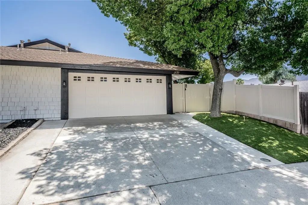 1122 Monroe, Lake Elsinore