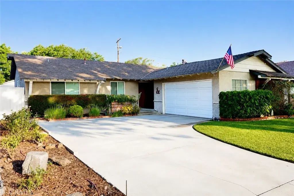1506 Eastside Avenue, Santa Ana