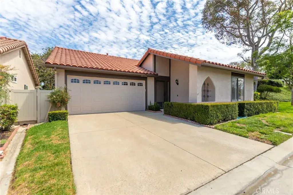 28302 Borgona, Mission Viejo