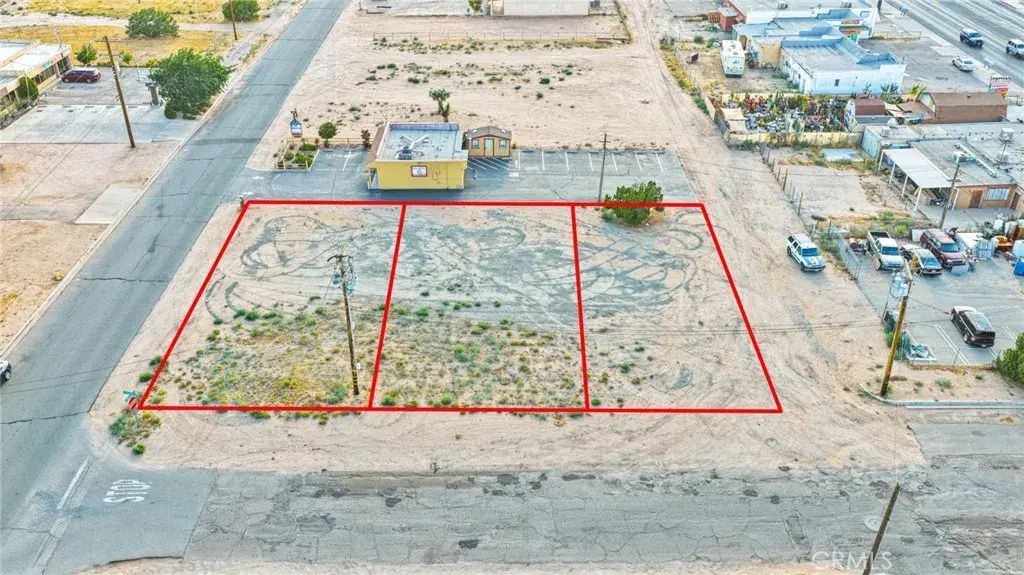 Walnut/4th, Hesperia