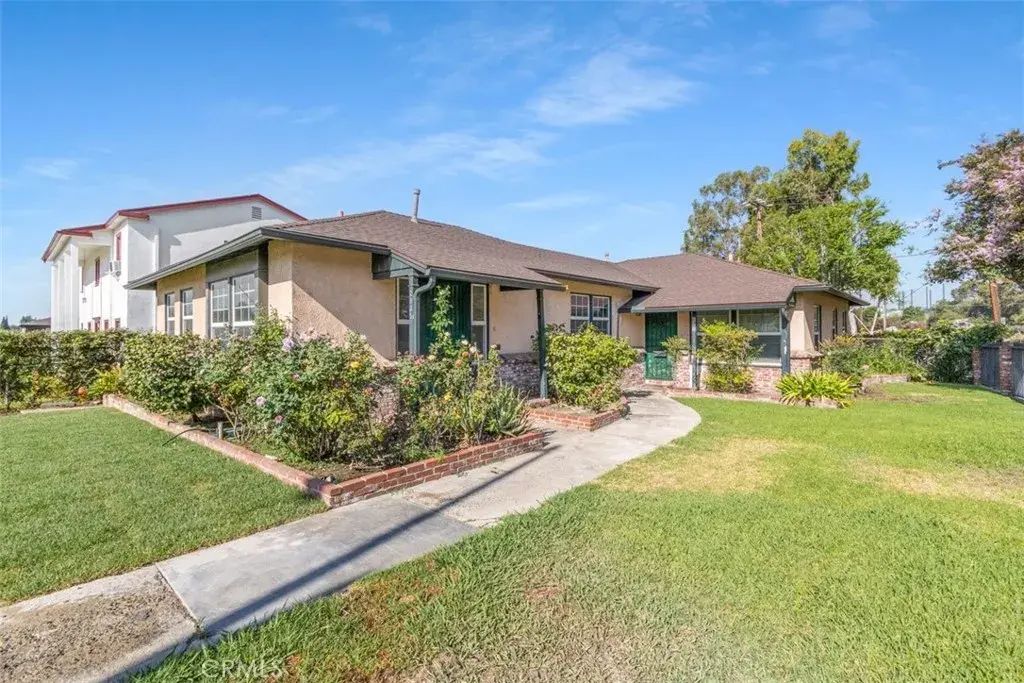 2305 Schoolside, Monterey Park