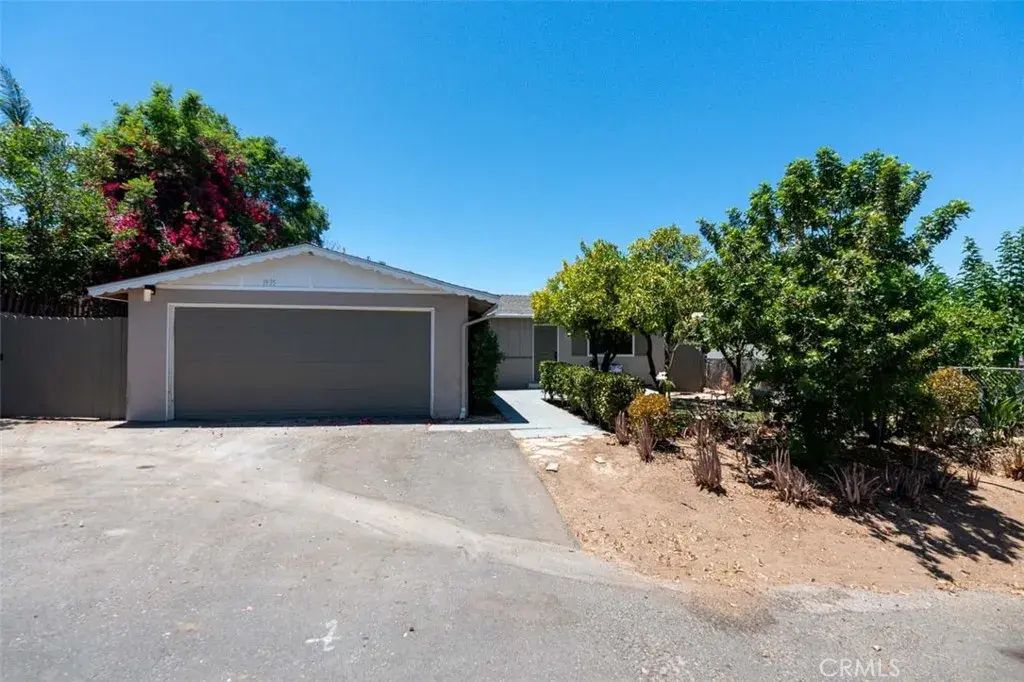 1935 S Broadway, Escondido