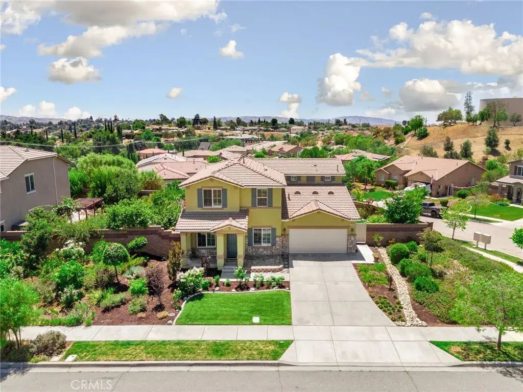 31801 Oak Wood Circle, Yucaipa