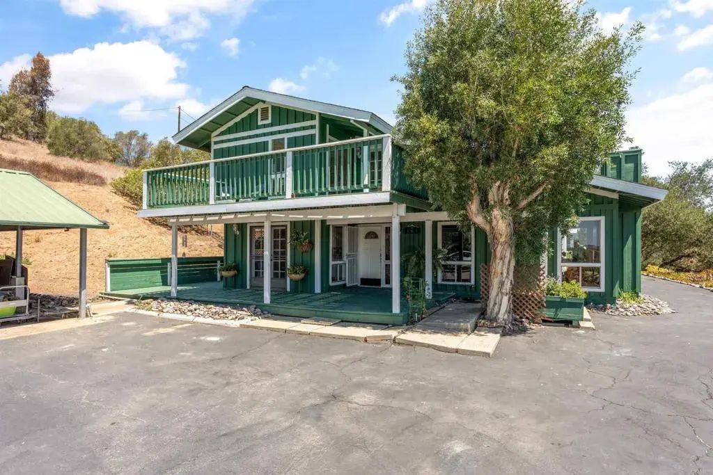 4439 La Canada, Fallbrook