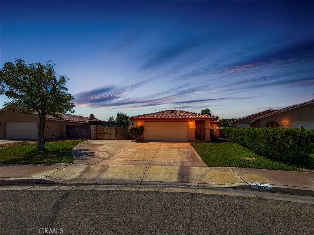 210 E Oasis, Blythe