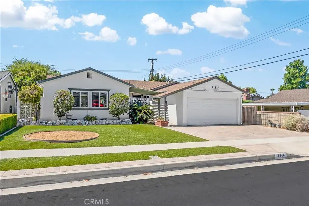 2440 Bancroft, La Habra