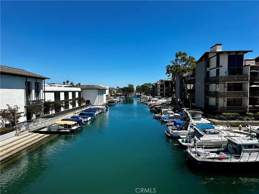 7212 Marina Pacifica North, Long Beach