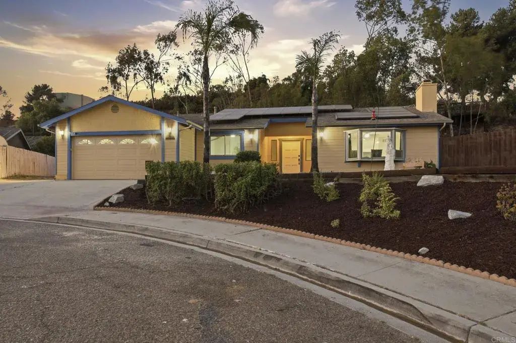 12446 Skyhigh Court, El Cajon