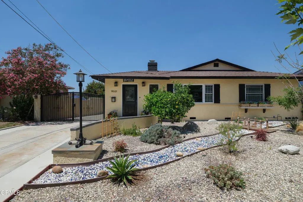 11021 Quill Avenue, Sunland