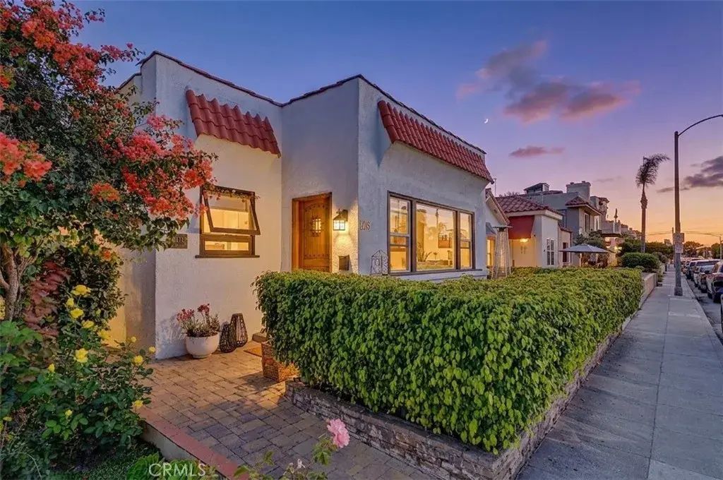 209 La Verne, Long Beach