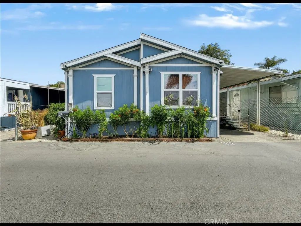 10965 Glenoaks 39, Pacoima