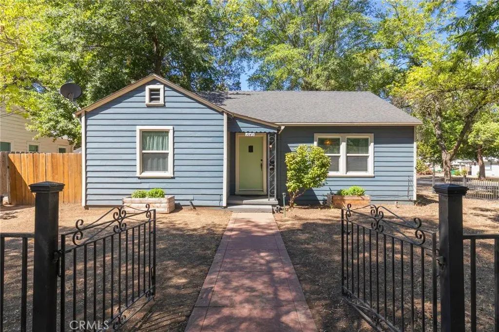 1063 Arcadian Avenue, Chico