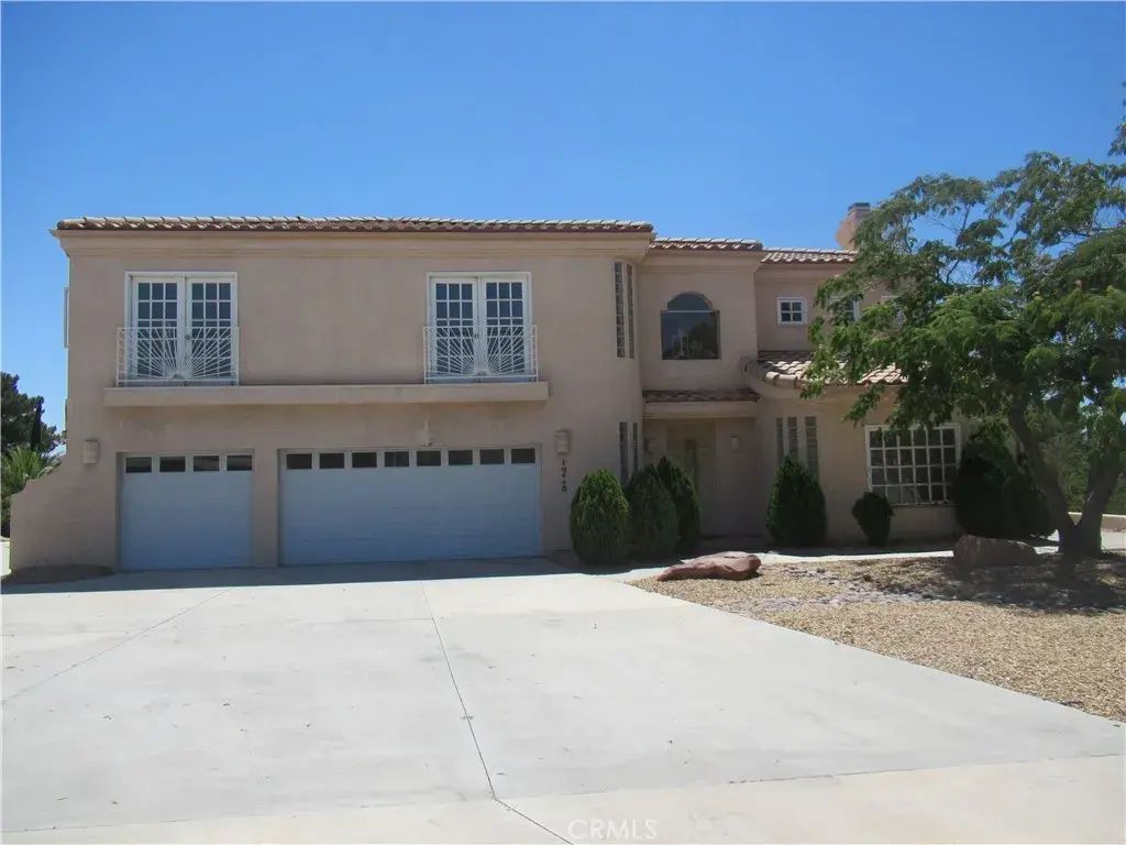16445 Koda Way, Apple Valley