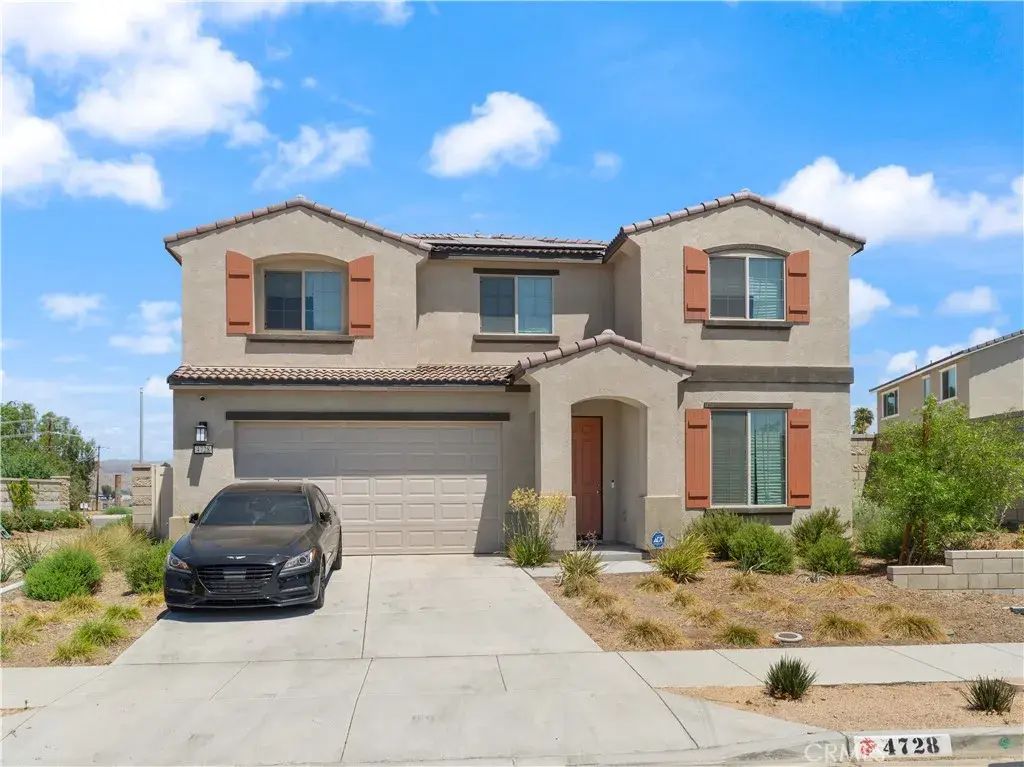 4728 Goldfinch, Hemet