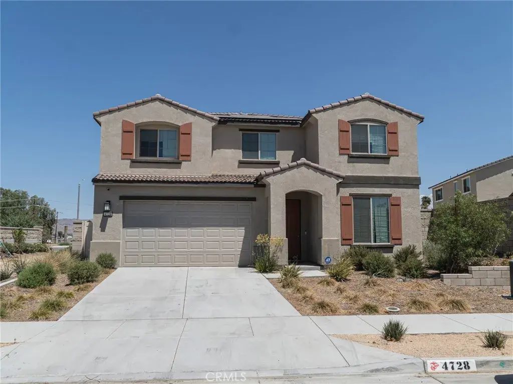 4728 Goldfinch, Hemet
