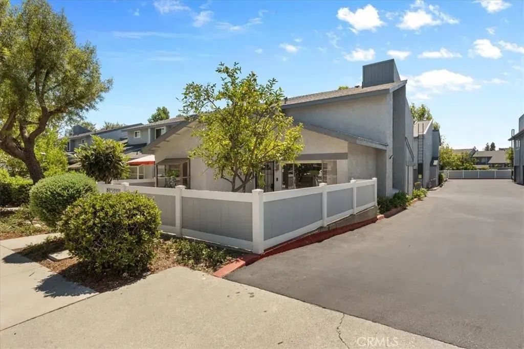 900 W Sierra Madre 44, Azusa
