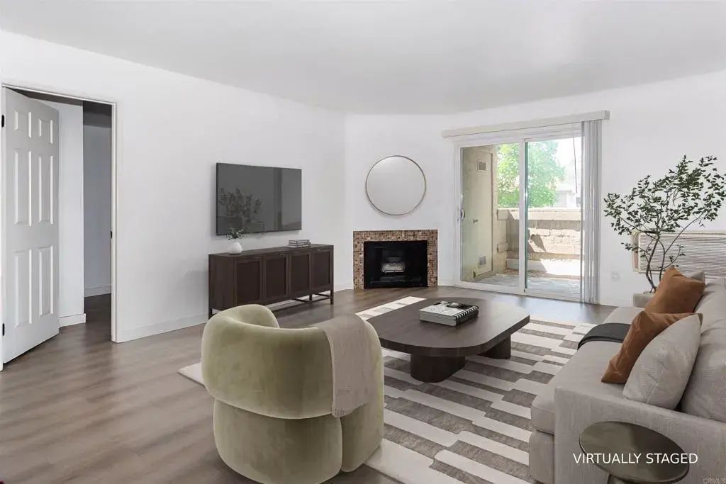 209 Woodland Parkway 121, San Marcos