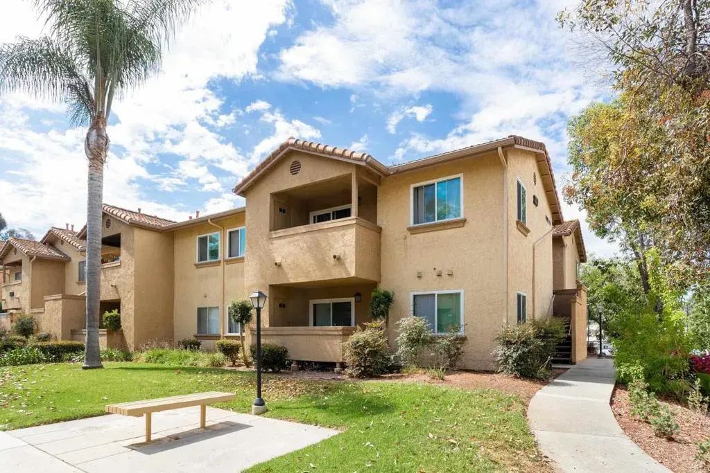 209 Woodland Parkway 121, San Marcos