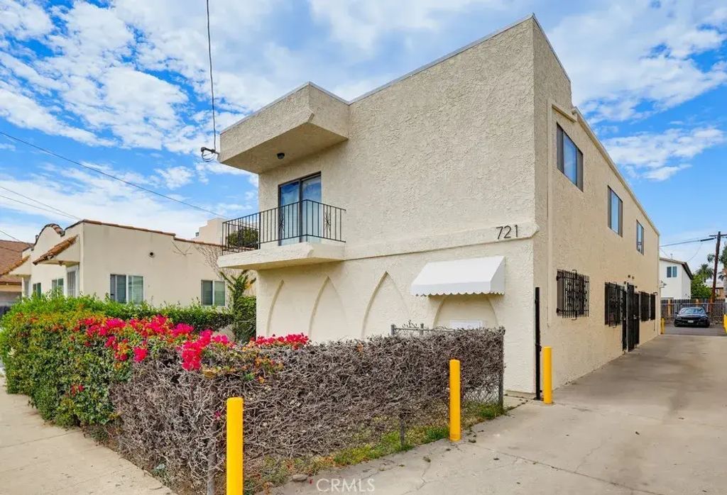 721 W 54th Street, Los Angeles
