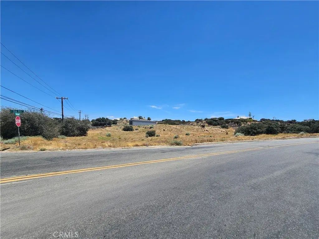 10735 Ranchero, Oak Hills