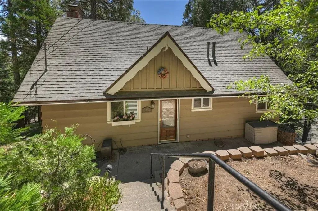 363 Castle Gate, Lake Arrowhead