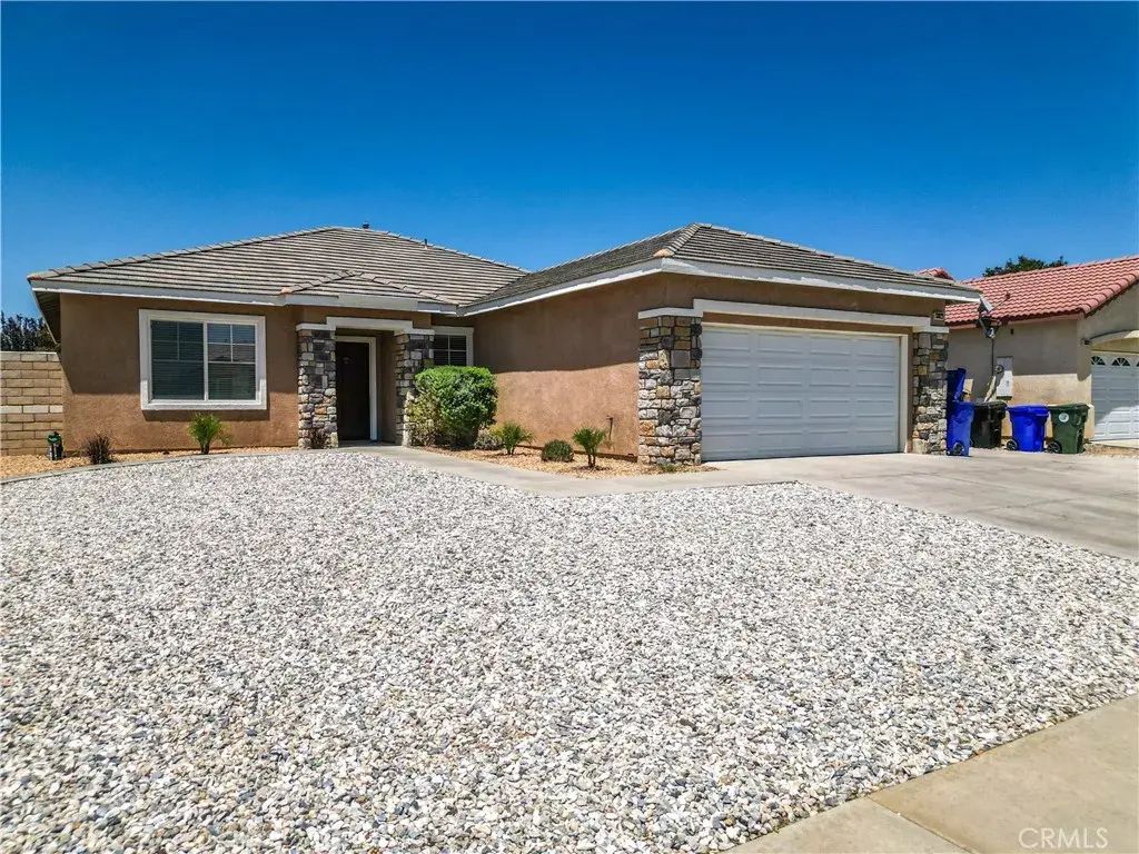 13822 Dodie, Victorville