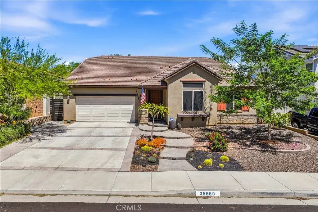 35660 Capistrano, Wildomar